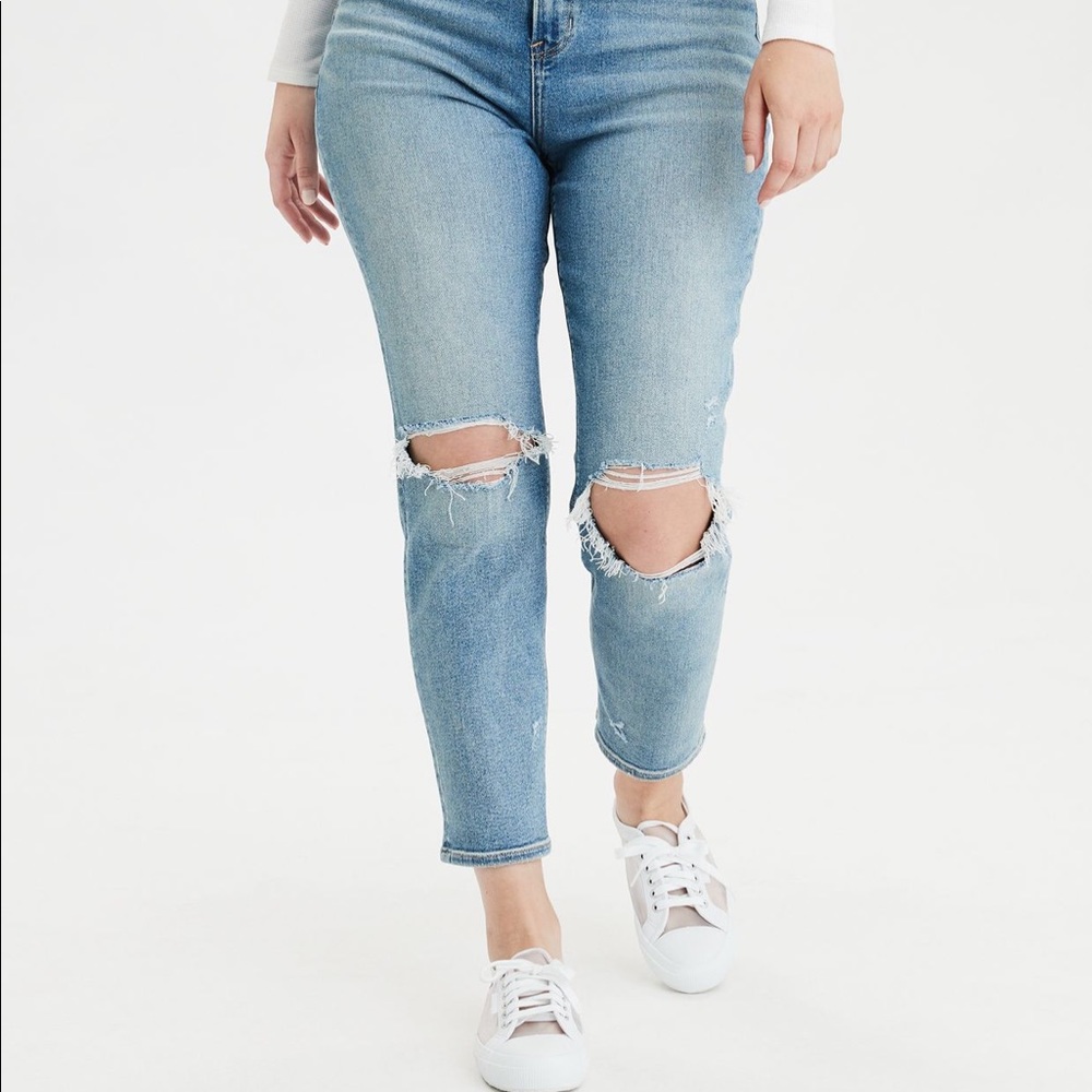 AE Curvy Fit High Waisted Mom Jeans